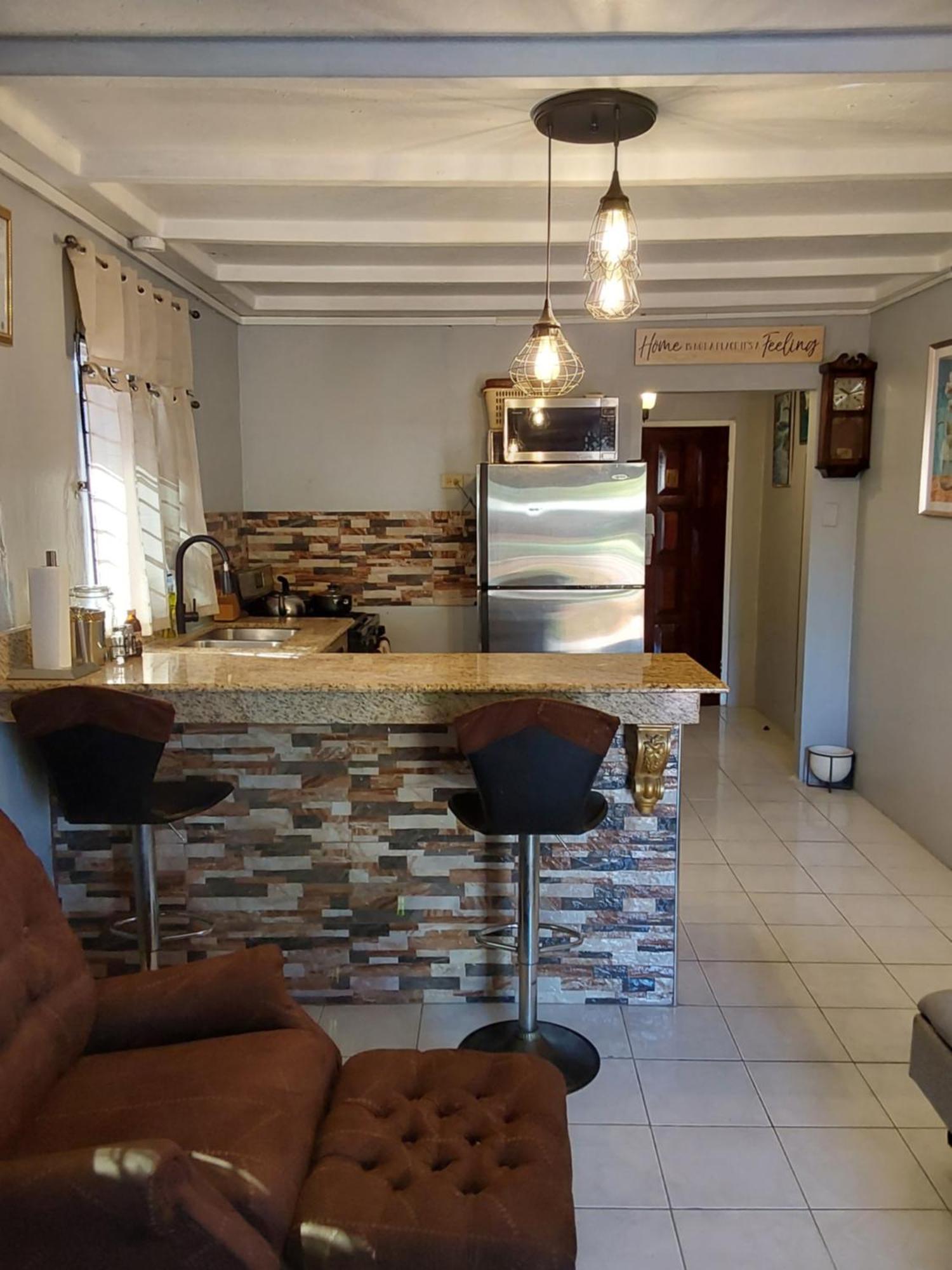Zipcode Hideaway Guesthouse Portmore Eksteriør billede