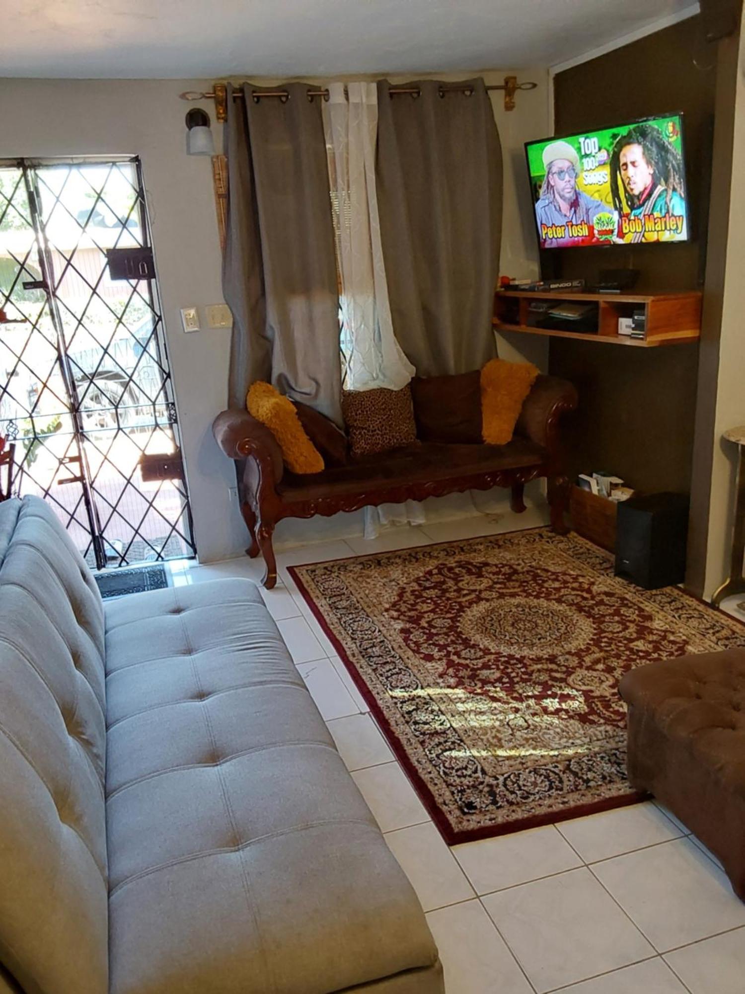 Zipcode Hideaway Guesthouse Portmore Eksteriør billede